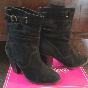 Vintage Zodiac Genuine Suede Ladies Ankle Boots
